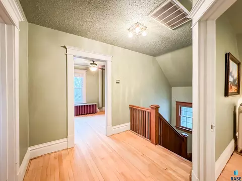 602 E Lynn Ave, Canton, SD 57013 photo 28