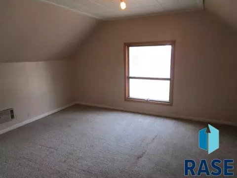 207 E 4th St, Dell Rapids, SD 57022 photo 6