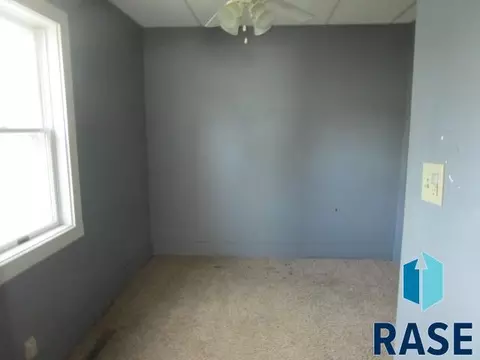 207 E 4th St, Dell Rapids, SD 57022 photo 11