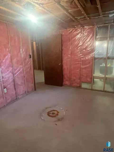 921 S Walnut St, Freeman, SD 57029 photo 54