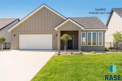 5804 E Rush St, Sioux Falls, SD 57110 photo 1