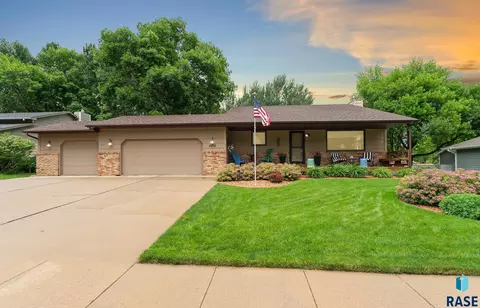 4313 S Magnolia Ave, Sioux Falls, SD 57103