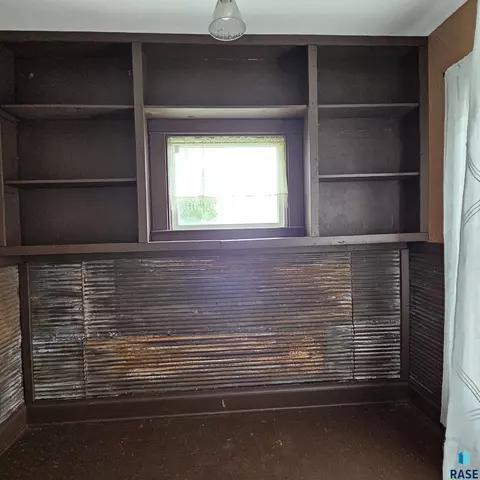 1121 9th St, Sioux Falls, SD 57103 photo 5