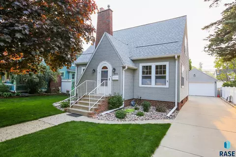 1612 S Phillips Ave, Sioux Falls, SD 57105