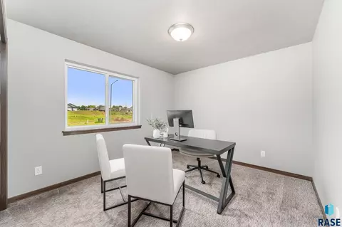 5421 E Brennan Dr, Sioux Falls, SD 57110 photo 11