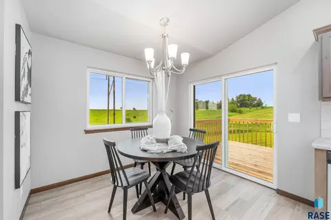 5421 E Brennan Dr, Sioux Falls, SD 57110 photo 7