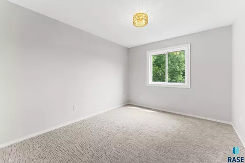 3701 E 33rd St, Sioux Falls, SD 57103 photo 33