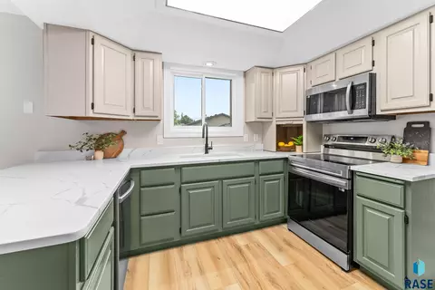 3701 E 33rd St, Sioux Falls, SD 57103 photo 13