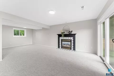 3701 E 33rd St, Sioux Falls, SD 57103 photo 40