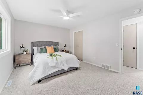 3701 E 33rd St, Sioux Falls, SD 57103 photo 24