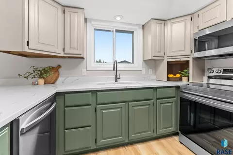 3701 E 33rd St, Sioux Falls, SD 57103 photo 16