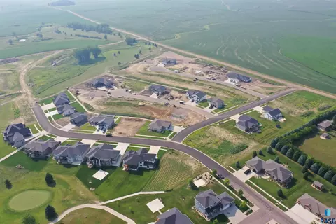 Putter Cir, Dell Rapids, SD 57022 photo 15