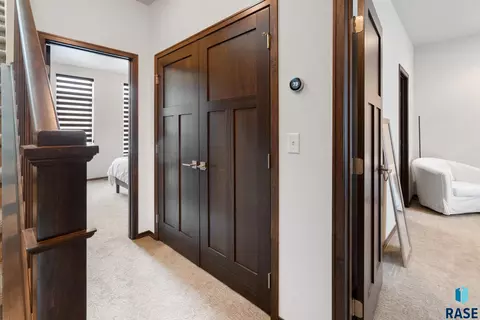 215 E 13th St, Sioux Falls, SD 57104 photo 14