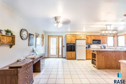 25758 472nd Ave, Renner, SD 57055 photo 24