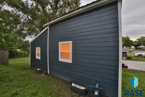 904 E 1st St, Sioux Falls, SD 57103 photo 39