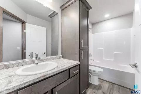 1334 N Kenley Pl, Tea, SD 57064 photo 18