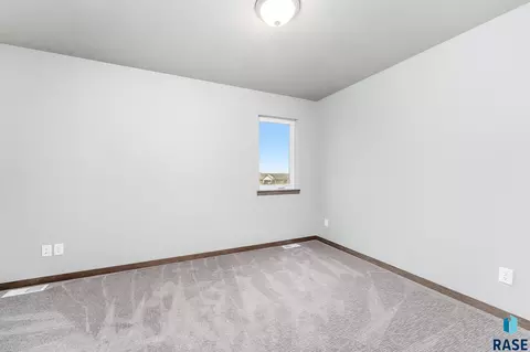 1334 N Kenley Pl, Tea, SD 57064 photo 14