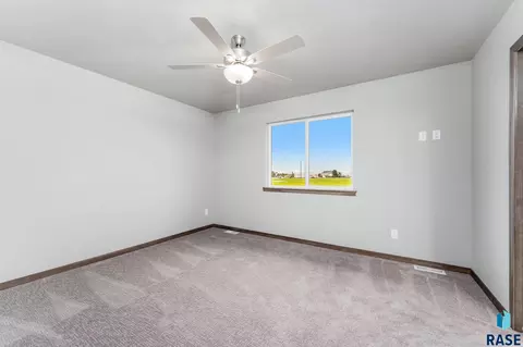 1334 N Kenley Pl, Tea, SD 57064 photo 9