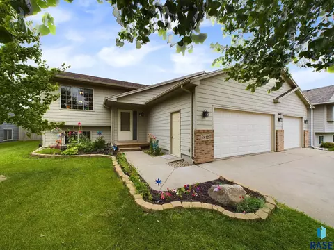 6812 W 61st St, Sioux Falls, SD 57106