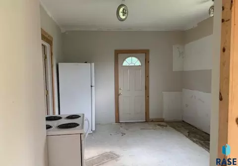 424 Hanson Loop, Bath, SD 57427 photo 10