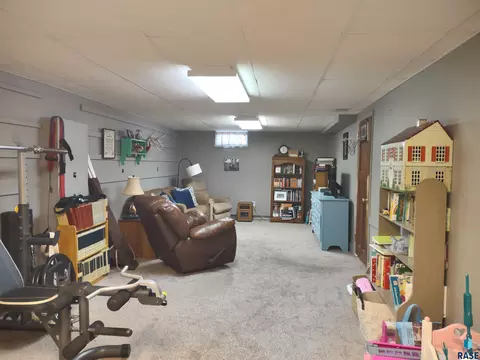 517 E 3rd St, Miller, SD 57362 photo 38