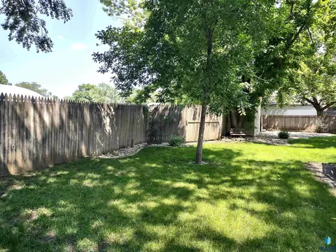 517 E 3rd St, Miller, SD 57362 photo 52