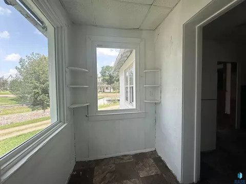 108 NW 4th St, Madison, SD 57042 photo 19