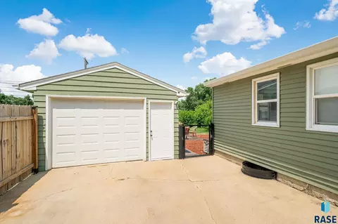 3408 E 15th St, Sioux Falls, SD 57103 photo 20