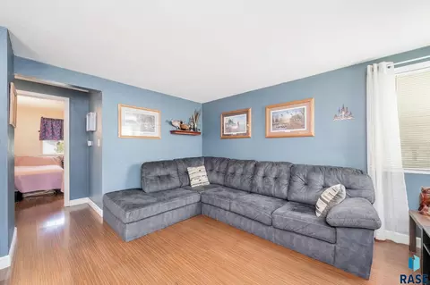 3408 E 15th St, Sioux Falls, SD 57103 photo 7
