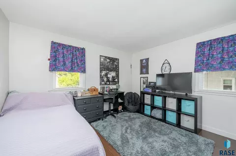 3408 E 15th St, Sioux Falls, SD 57103 photo 9