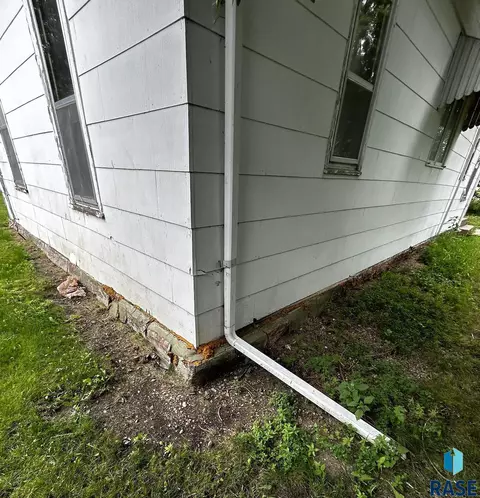 405 S Poplar St, Worthing, SD 57077 photo 9