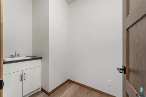 917 S Brek Ave, Brandon, SD 57005 photo 11
