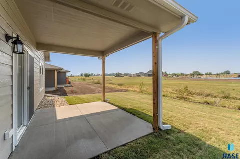 917 S Brek Ave, Brandon, SD 57005 photo 22