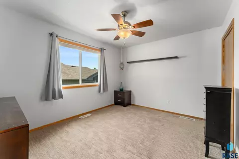 5013 S Anthony Ave, Sioux Falls, SD 57106 photo 18