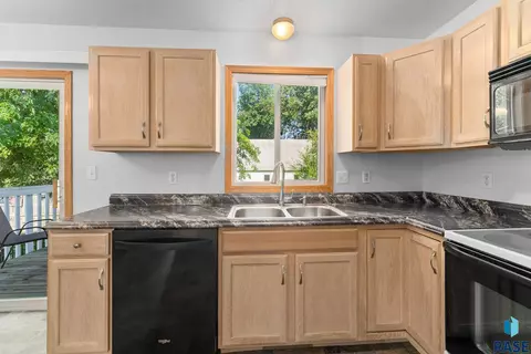 5013 S Anthony Ave, Sioux Falls, SD 57106 photo 14