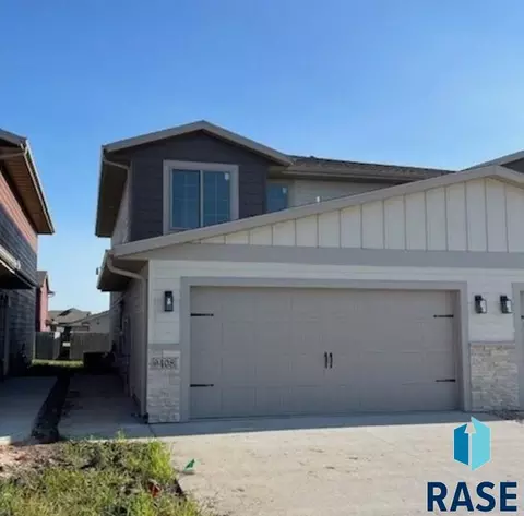 9408 W Dolores Dr, Sioux Falls, SD 57106