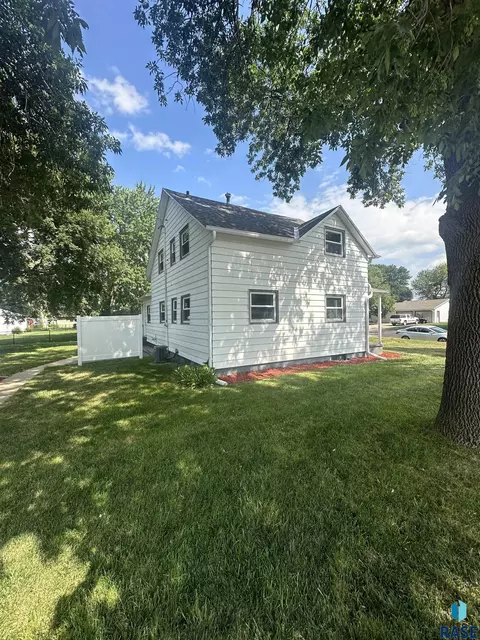 314 9th St, Springfield, SD 57062 photo 24