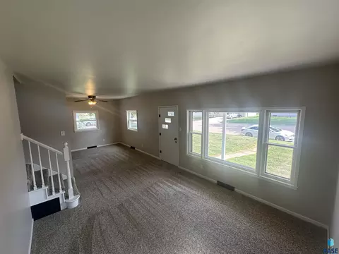 314 9th St, Springfield, SD 57062 photo 13