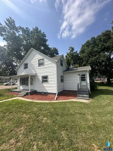 314 9th St, Springfield, SD 57062 photo 23