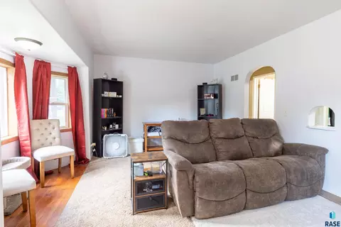 920 Park St, Centerville, SD 57014 photo 2