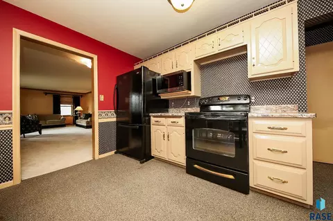 504 E 3rd St, Colton, SD 57018 photo 28