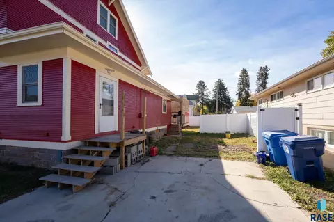 901 S Duluth Ave, Sioux Falls, SD 57104 photo 6
