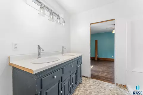 901 S Duluth Ave, Sioux Falls, SD 57104 photo 63