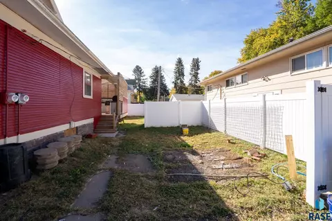 901 S Duluth Ave, Sioux Falls, SD 57104 photo 7