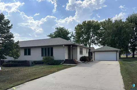 Undisclosed, Brandon, SD 57005 photo 1