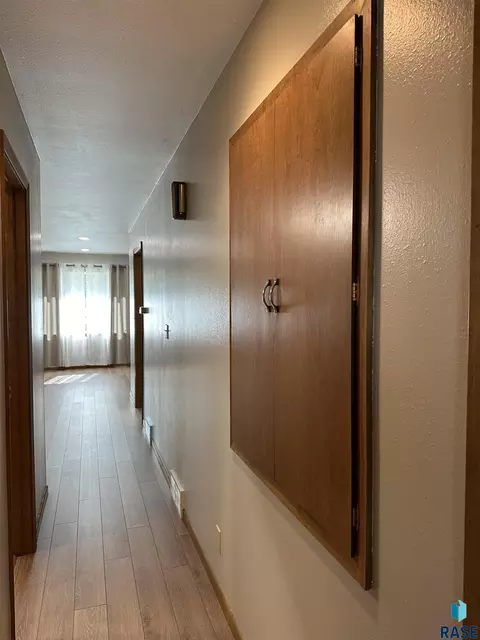 629 S Dewald St, Freeman, SD 57029 photo 26