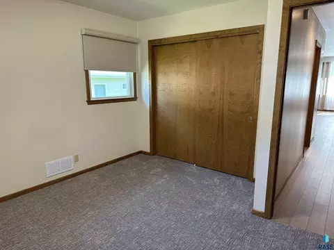 629 S Dewald St, Freeman, SD 57029 photo 28