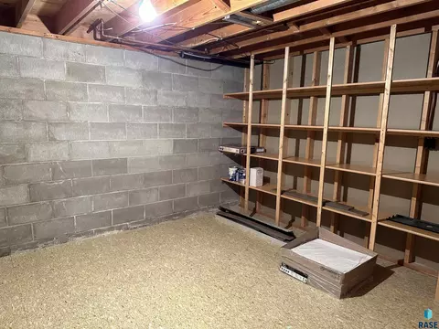 629 S Dewald St, Freeman, SD 57029 photo 51