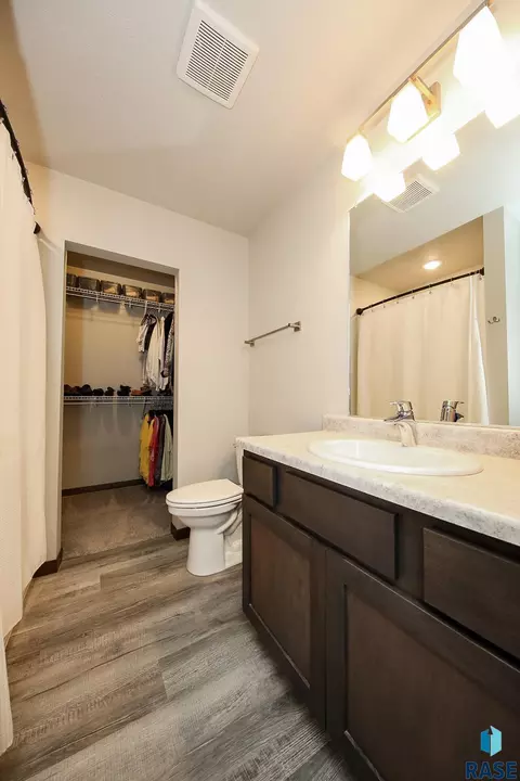 6544 W 6th Pl, Sioux Falls, SD 57107 photo 12