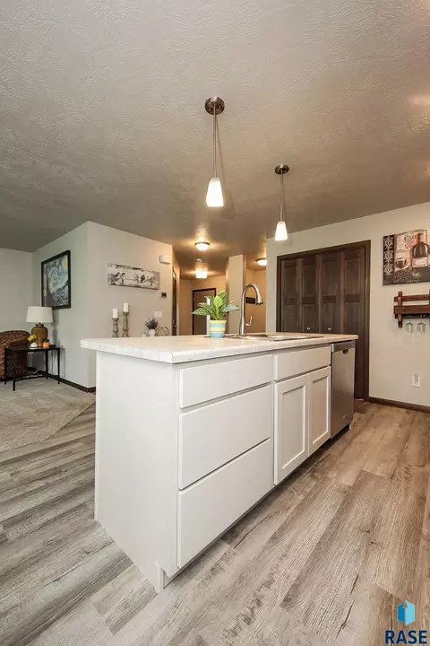 6544 W 6th Pl, Sioux Falls, SD 57107 photo 7